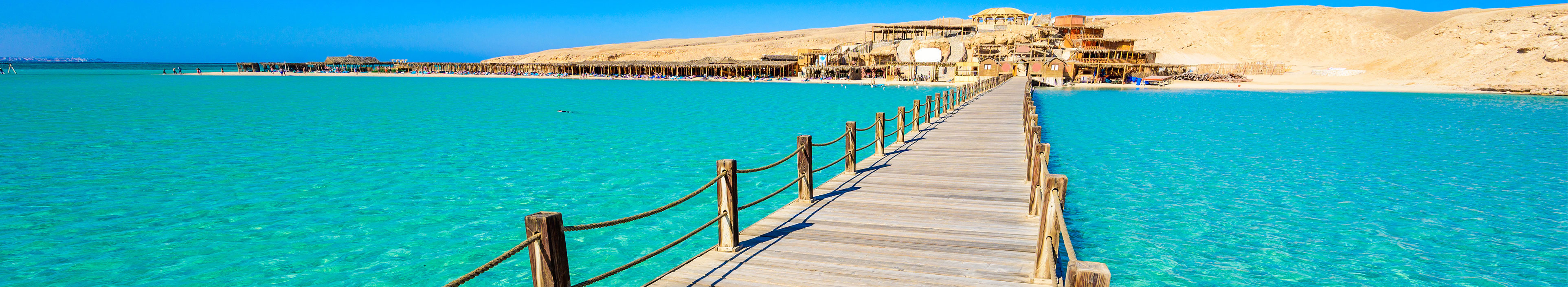 Steg an der Küste Hurghadas