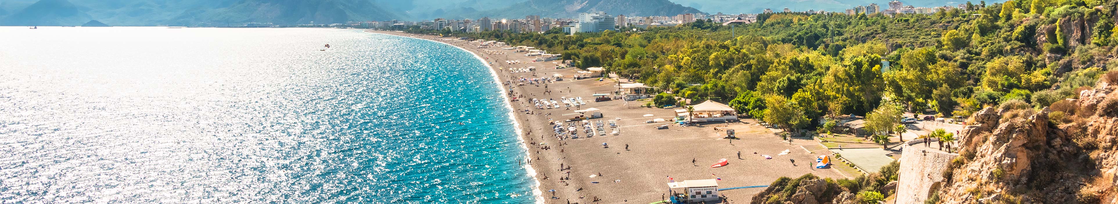 Strand von Antalya während einer Pauschalreise.
