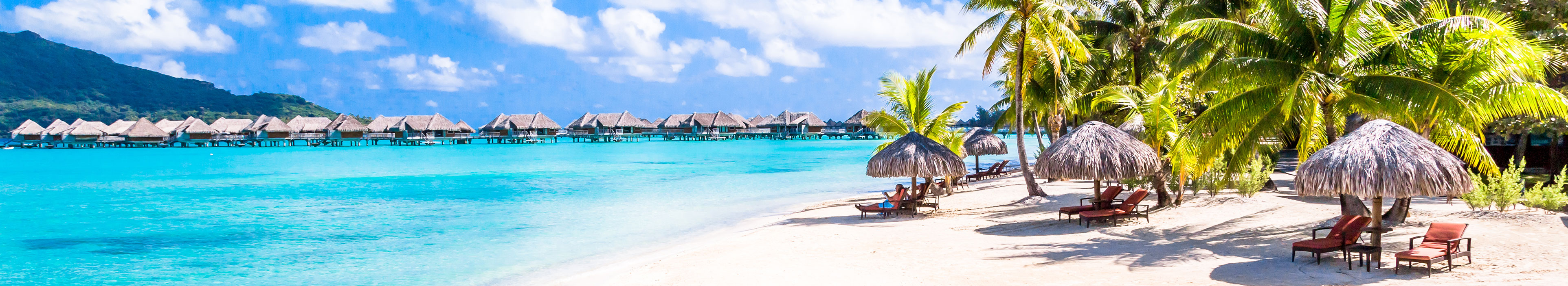 Palmen und Meer auf Bora Bora